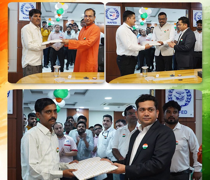 NAFED MD felicitates employees on I-Day